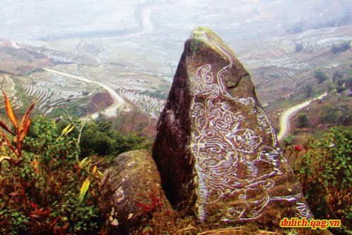 Tình yêu hóa đá trên thung lũng Mường Hoa